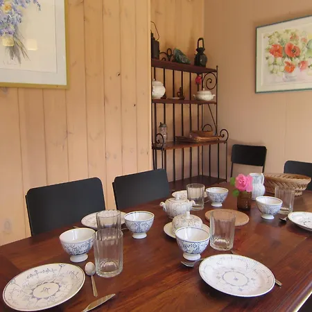 Casa vacanze Retreat With Ponds, Braibant